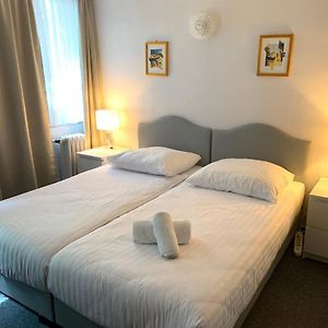Kamer met een Queen Size Bed